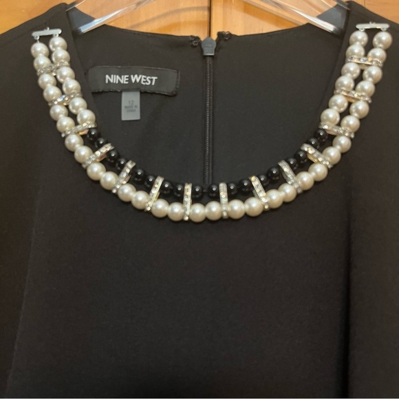 Nine West Black Sleeveless Dress With Pearl Accents at Neckline Size 12 NWT - Picture 3 of 12